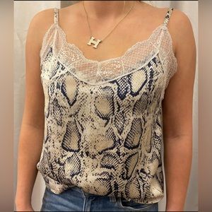 Snake print lace tank!!